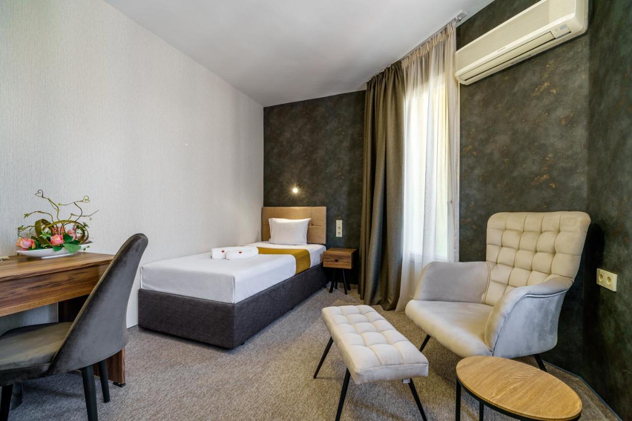 Bistra & Galina Hotel Ruse Extérieur photo