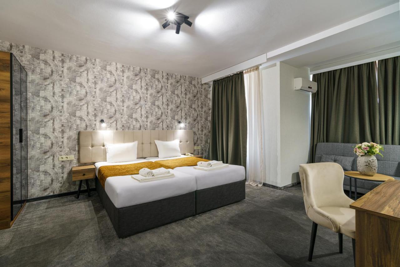 Bistra & Galina Hotel Ruse Extérieur photo